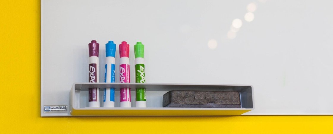 white-board-593370_1280 educational marketing